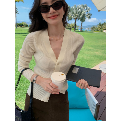 DORACTR 力薦！高級感V領針織薄款開衫外套女軟糯內搭上衣夏裝