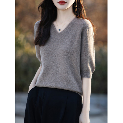 一線成衣針織短袖V領女五分袖薄內搭春夏親膚羊毛寬松半袖打底衫