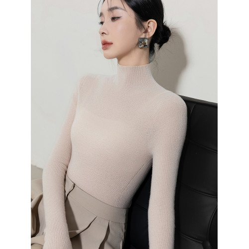 秋冬季精紡修身山羊絨衫女半高領套頭毛衣薄款純色內搭針織打底衫