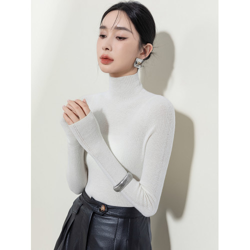 秋冬季精紡修身山羊絨衫女半高領套頭毛衣薄款純色內搭針織打底衫