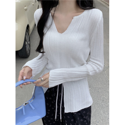 純欲絕美低領黑色打底衫女春秋設計感別致開叉修身內搭針織衫上衣