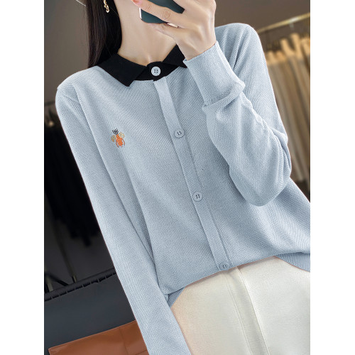 打底衫女2025新款春秋洋氣綉花翻領薄款針織上衣大碼女裝秋冬毛衣