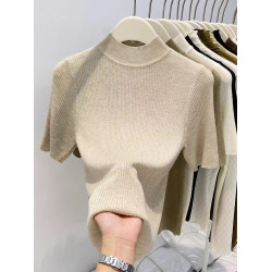 半高領燕麥色中袖針織衫女大碼2025春秋新款五分袖打底衫內搭上衣