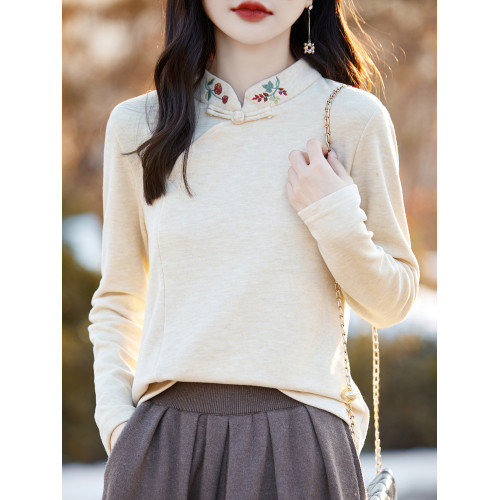 2024新款刺綉德絨新中式打底衫女春秋款內搭國風毛衣外穿長袖上衣