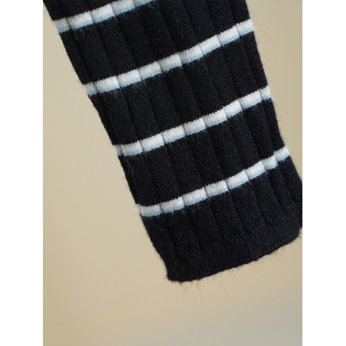 【一系列】2024秋時尚經典百搭修身顯瘦針織打底衫品牌折釦女裝