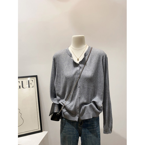 版型顯背薄~秋季通勤圓領開衫女簡約純色打底衫針織顯瘦百搭上衣