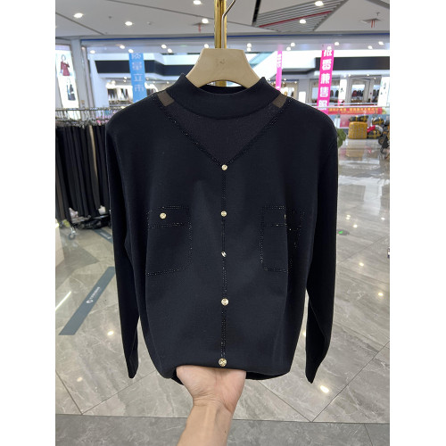 年輕媽媽鏤空鑲鑽半高領針織衫秋冬新款洋氣減齡打底衫中老年上衣