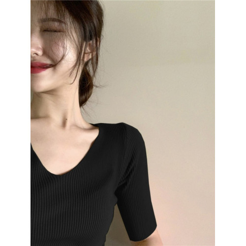 2025春裝新款V領五分袖修身套頭冰絲針織衫中袖打底衫綠色上衣女