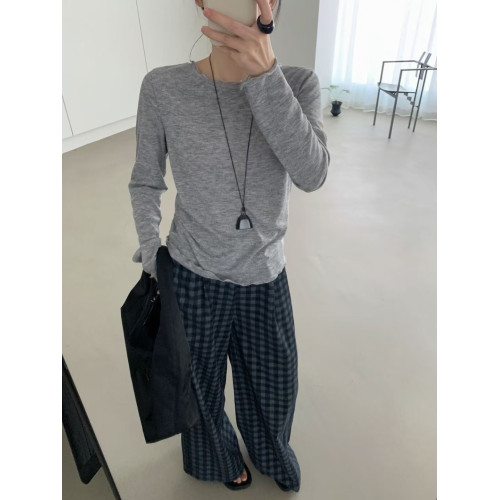 about moon2025春季露背打底衫波點時尚獨特針織衫修身顯瘦60804