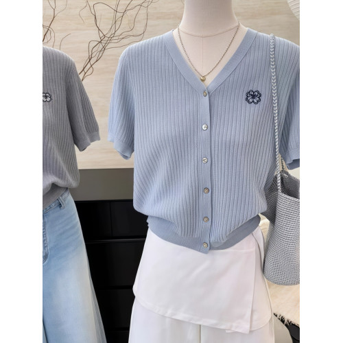 大碼通勤v領針織衫夏季新款寬松顯瘦刺綉短袖打底衫韓系女裝上衣