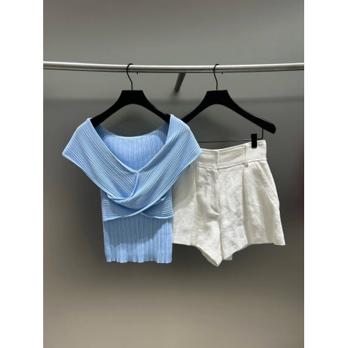 YKY IR020女裝25夏新款坑條交叉針織短袖可露麗風優雅度假打底衫