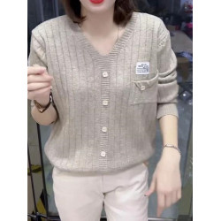 V領打底衫女內搭秋冬洋氣紐釦毛衣2024新款套頭針織衫口袋上衣ins