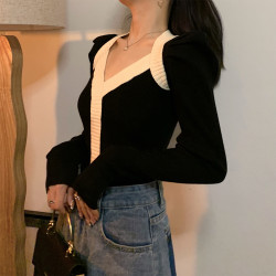 2024秋冬新款撞色針織上衣女v領毛衣設計感小衆泡泡袖打底衫長袖