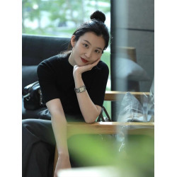 美爆了!西裝內搭短袖修身半高領針織薄毛衣打底衫女半袖套頭上衣