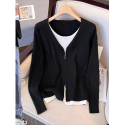 韓國大碼女裝早秋新款顯瘦針織上衣胖mm遮肚寬松假兩件V領打底衫