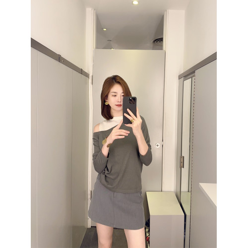 高級感露肩圓領假兩件羊毛針織打底衫女2024秋冬小衆別致上衣毛衣