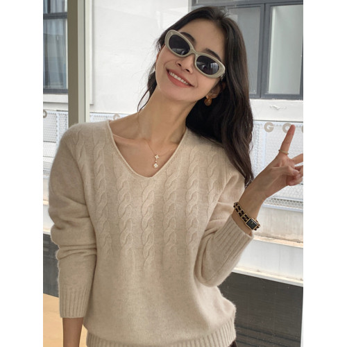 匠心好穿！加厚V領麻花羊絨衫毛衣女秋冬寬松套頭保暖長袖打底衫