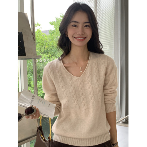 匠心好穿！加厚V領麻花羊絨衫毛衣女秋冬寬松套頭保暖長袖打底衫