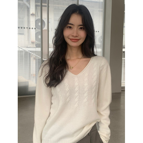 匠心好穿！加厚V領麻花羊絨衫毛衣女秋冬寬松套頭保暖長袖打底衫