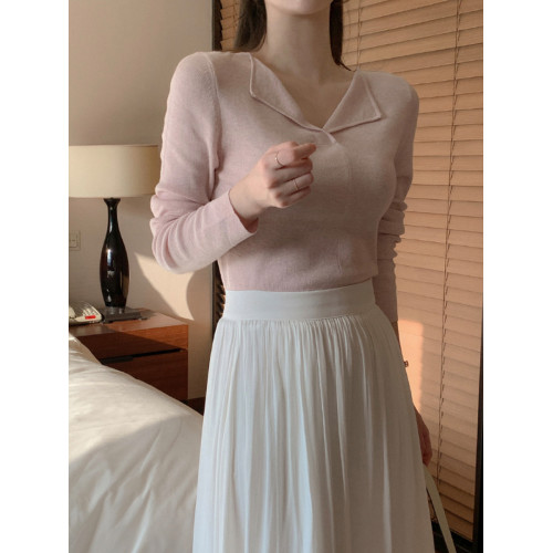 白色打底衫女內搭2025春秋新款高級感修身v領針織衫翻領長袖上衣