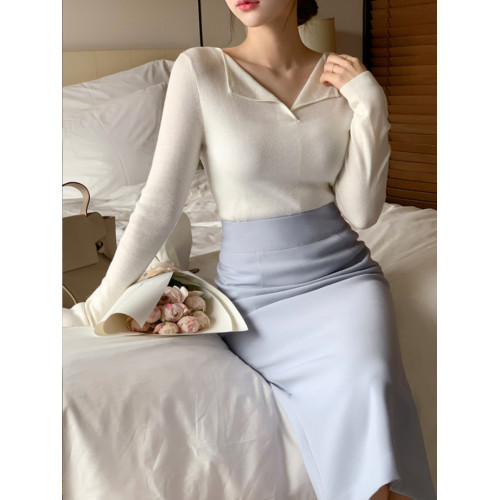 白色打底衫女內搭2025春秋新款高級感修身v領針織衫翻領長袖上衣