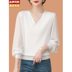 桑蠶絲針織打底衫女長袖上衣早秋裝2025新款薄款蕾絲紗袖v領毛衣