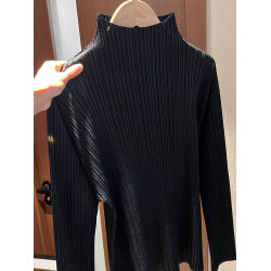 韓女士2025春秋褶皺上衣長袖半高領顯瘦休閒白色打底衫女