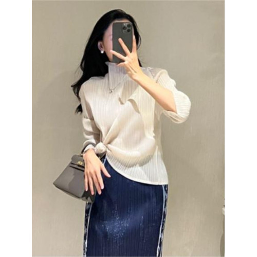 韓女士2025春秋褶皺上衣長袖半高領顯瘦休閒白色打底衫女