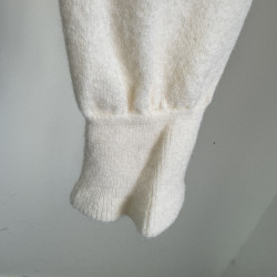 菀系列剪標微瑕白色花邊半高領打底衫復古燈籠袖針織毛衣女W147