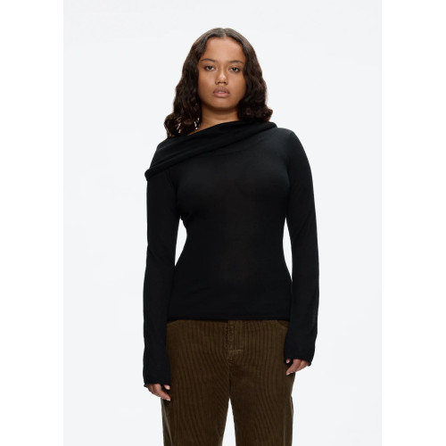 Tankair 斜肩蕩領長袖針織上衣 茶綠色修身百搭微透黑色打底衫