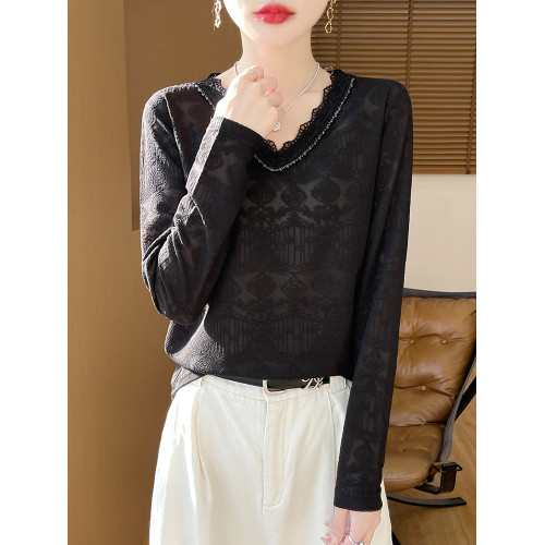 精紡羊毛高級感釘珠蕾絲拼接V領針織衫女春季內搭打底衫毛衣上衣