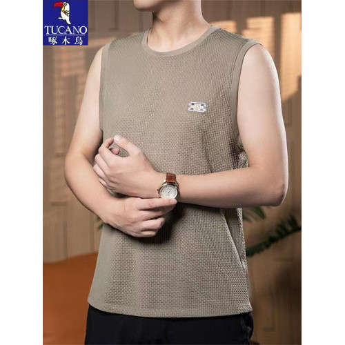 啄木鳥男士夏季新款背心冰絲休閒百搭運動健身坎肩無袖圓領上衣