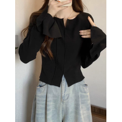 拉夏貝爾黑色喇叭袖針織打底衫女秋季設計感V領氣質百搭短款上衣