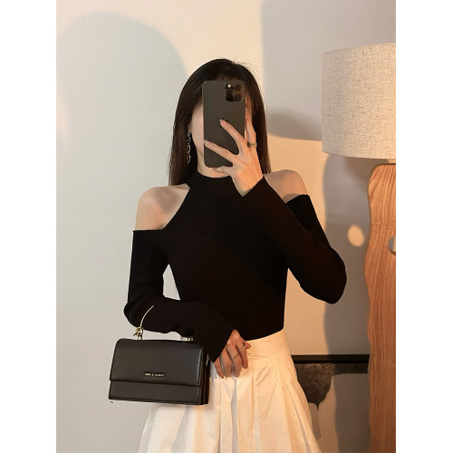 黑色掛脖露肩上衣女百搭辣妹長袖顯瘦打底衫設計感小衆毛衣針織衫