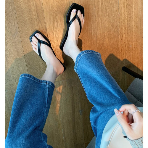 葡萄媽同款 曼城街角～夏季新款真皮平底人字拖外穿夾趾高跟拖鞋