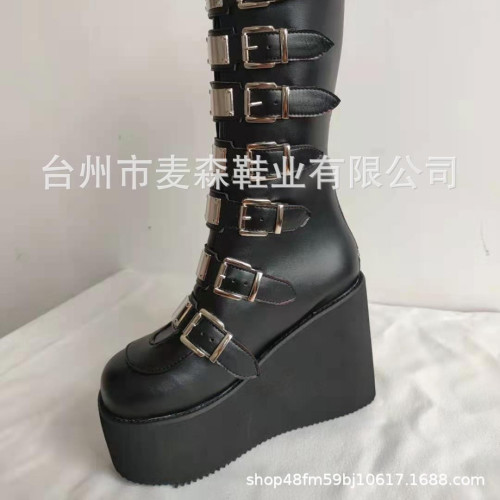 Demonia 釦帶厚底靴2023新款哥特式坡跟高筒靴女龐克風辣妹騎士靴