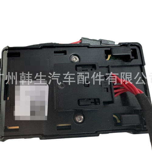 適用特斯拉MODEL3/Y玻璃升降開關駕駛升降開關 1081037-02-G