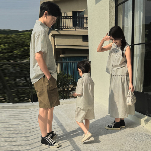 韓國童裝男女童親子裝套裝2024新款夏裝輕薄條紋襯衫兩件套家庭裝