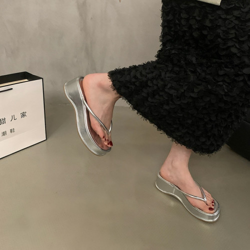 簡約百搭夾腳人字拖鞋女鞋子2024年新款夏季增高厚底沙灘涼拖涼鞋