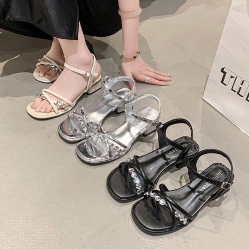 粗跟方頭一字釦配裙子女鞋2025夏季新款時尚外穿法式露趾水鑽涼鞋