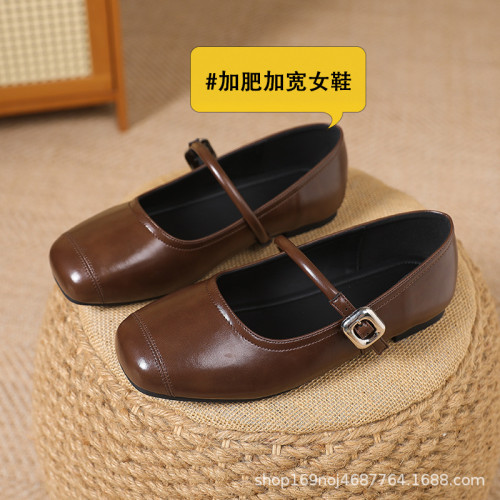 217-1加寬加肥大碼女鞋銀色單鞋女夏季新款百搭淺口平底瑪麗珍鞋