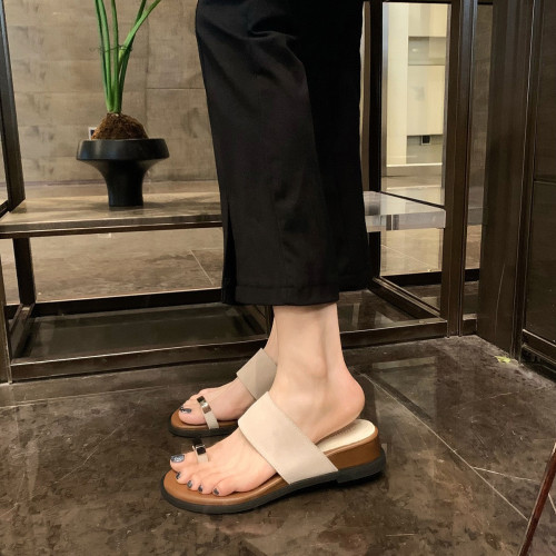 葡萄媽同款~ 增高4cm~一字帶外穿套趾人字平底夾趾涼拖鞋女夏