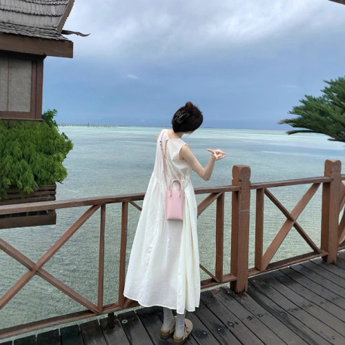 溫柔奶白背心圓領壓褶氣質連衣裙女春季2025新款鏤空寬松顯瘦長裙