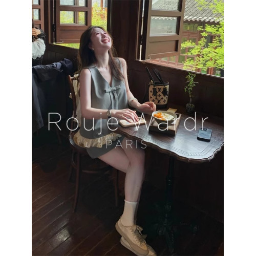 Rouje Wardr法式蝴蝶結V領無袖西裝短裙套裝女夏季休閒運動兩件套