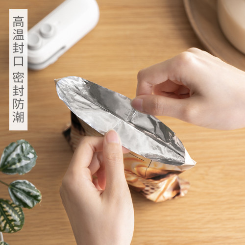 迷你可攜式封口夾零食密封夾小型封口器食品食物袋封口器