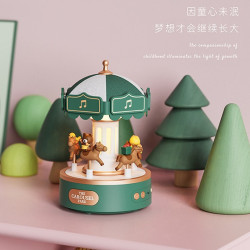 創意禮品生日禮物網紅小夜燈臥室床頭燈旋轉木馬網紅禮品藍牙音響