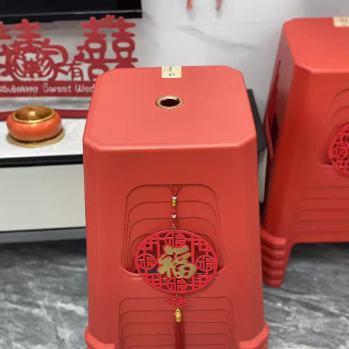 紅色塑膠凳子北歐經濟型餐桌凳結實耐用吃飯凳客廳防滑成人高凳子