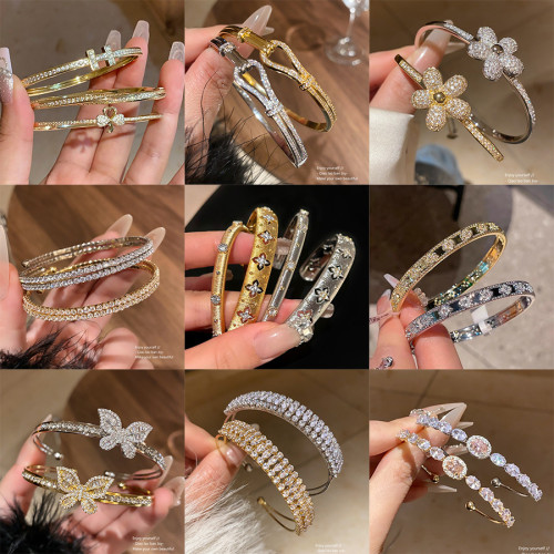 歐美復古金屬風鋯石手鐲女生2024新款輕奢小衆精致手環高顔值手飾