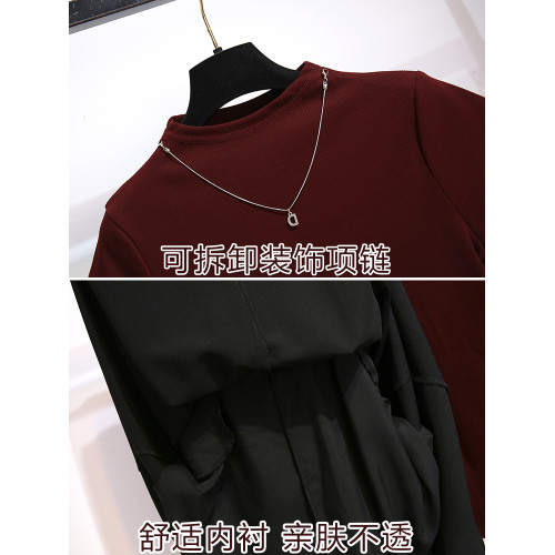 正肩紅色半高領早鞦上衣短袖T恤