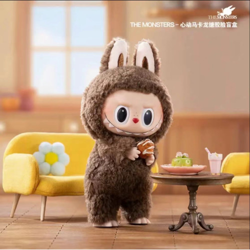 泡泡瑪特labubu THE MONSTERS心動馬卡龍搪膠臉盲盒毛毧玩具掛件